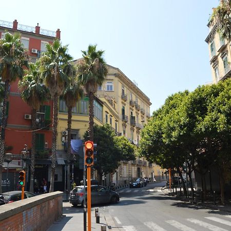 Casa Flora Al Corso Apartment Naples Luaran gambar