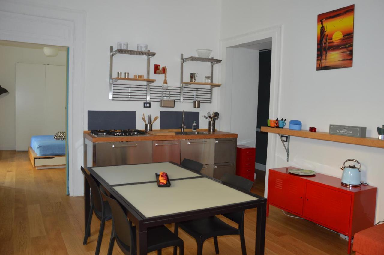 Casa Flora Al Corso Apartment Naples Luaran gambar