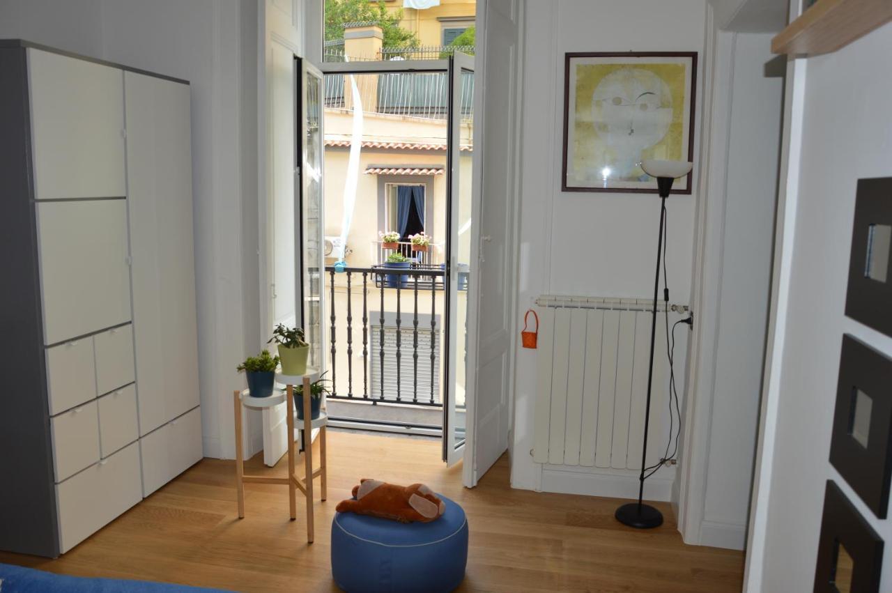 Casa Flora Al Corso Apartment Naples Luaran gambar
